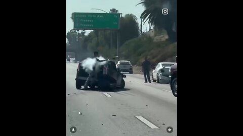 Man flees 5 Freeway crash, dumps nitrous tank, leaves injured friend behind.
