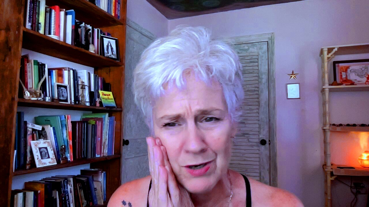 Lady Melody reads Prince Caspian-episode 22