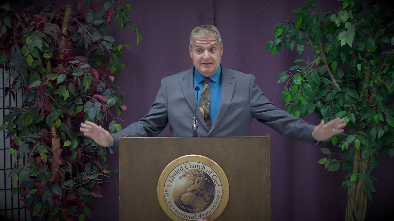 Grace and the Law: Incompatible or Complementary?, by Anthony Scott
