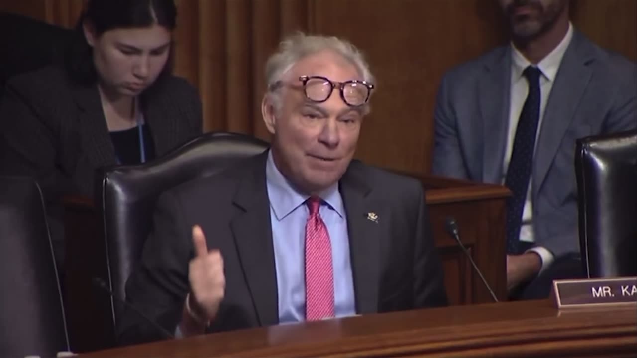 Tim Kaine compares the Declaration of Independence to Iranian Sharia Law