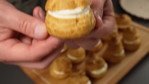 Easy Cream Puffs with Simple Ingredients – No Fancy Tools Needed!