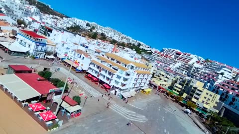 360 ' Fly Around The World