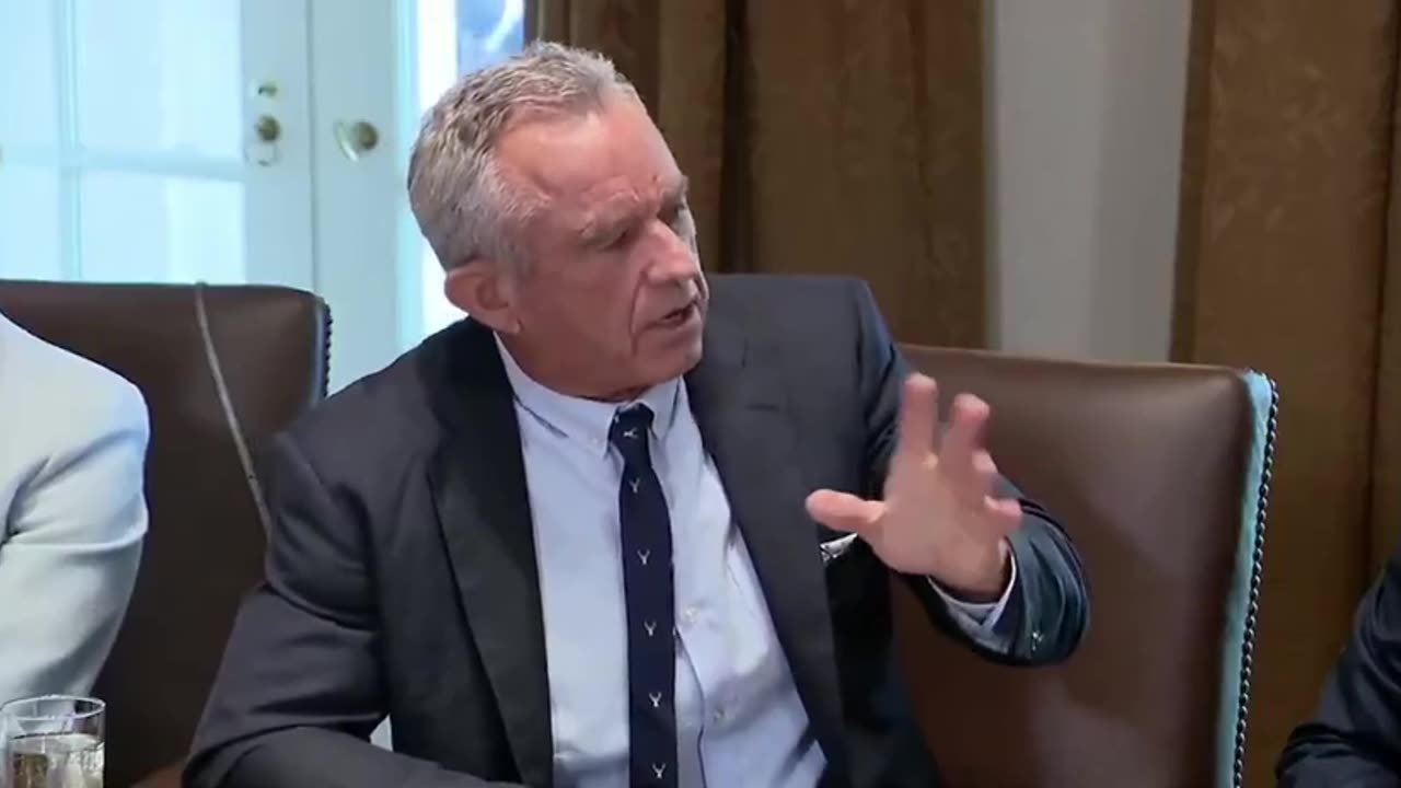 RFK Jr claims Biden HHS were collaborating with child traffickers and that 300,000 children missing