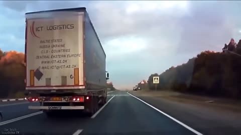 Car Crash Dashcam & Other Crazy Drivers