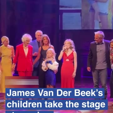 ames Van Der Beek's children on stage at Dawson's Creek reunion