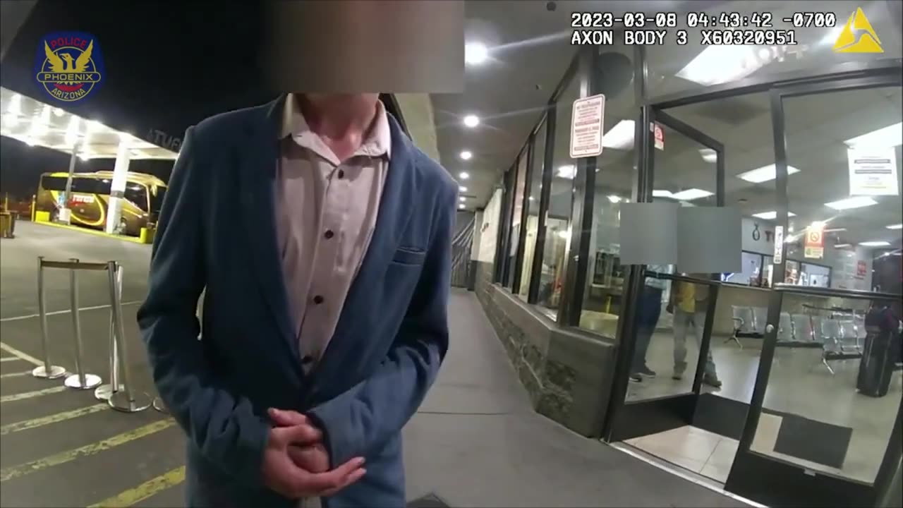 Phoenix Police Shoot Crazed Man Attempting to Assault an Officer
