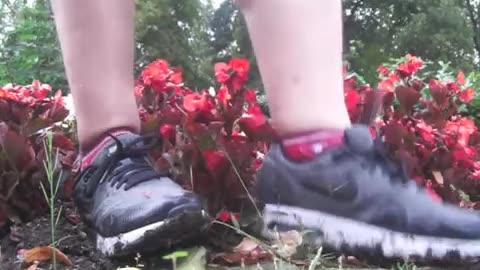 Nike Air Max Crushes Flowers - Male Content