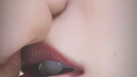 Onlyfans kiss