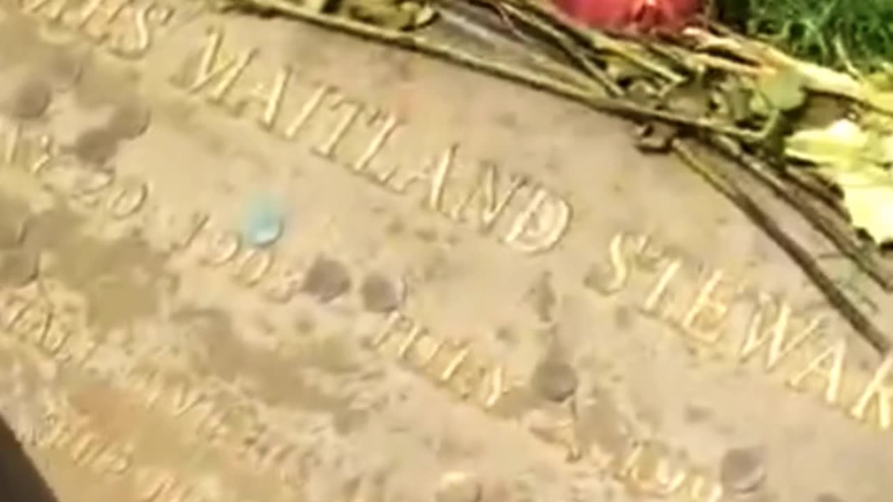 FAMOUS GRAVES - VOL. 335: JIMMY STEWART