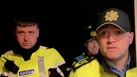 Gardaí arrive at Burke home for a second time to arrest teacher Enoch Burke