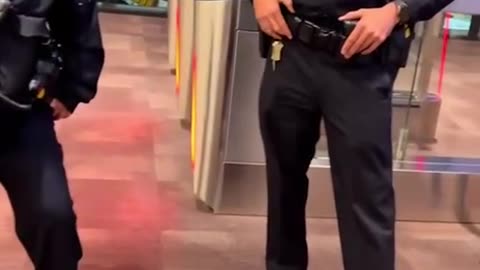 GOT KICKED OFF FRONTIER AIRLINES FOR WEARING MY SHIRT