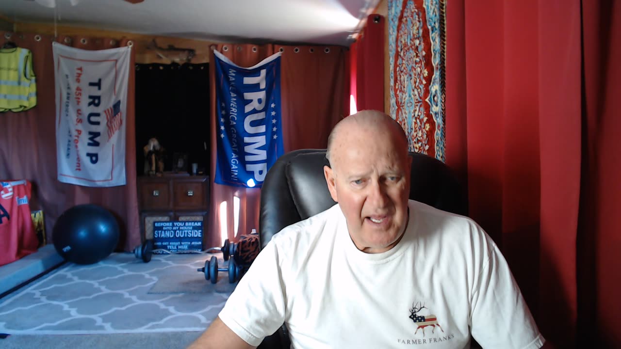 Married Accountant Busted After Trying to Kill Trump Supporter Over Sign Dispute/Sixth Tiny Home Village is Ending Homelessness for Veterans Across the US/Girls Volleyball Team Buys Beloved Custodian a Car to Repay Him for All He’s Done
