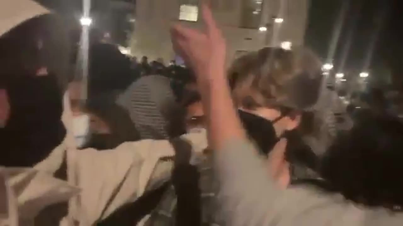 Racist liberal protestors target, harass and block Jewish students