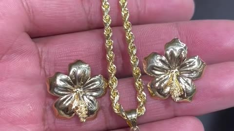 Real 10K Gold Pendant & Earrings Flower Set
