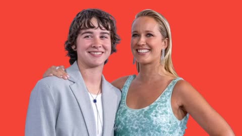 Anna Camp’s Girlfriend Age: How Old Is Jade Whipkey?