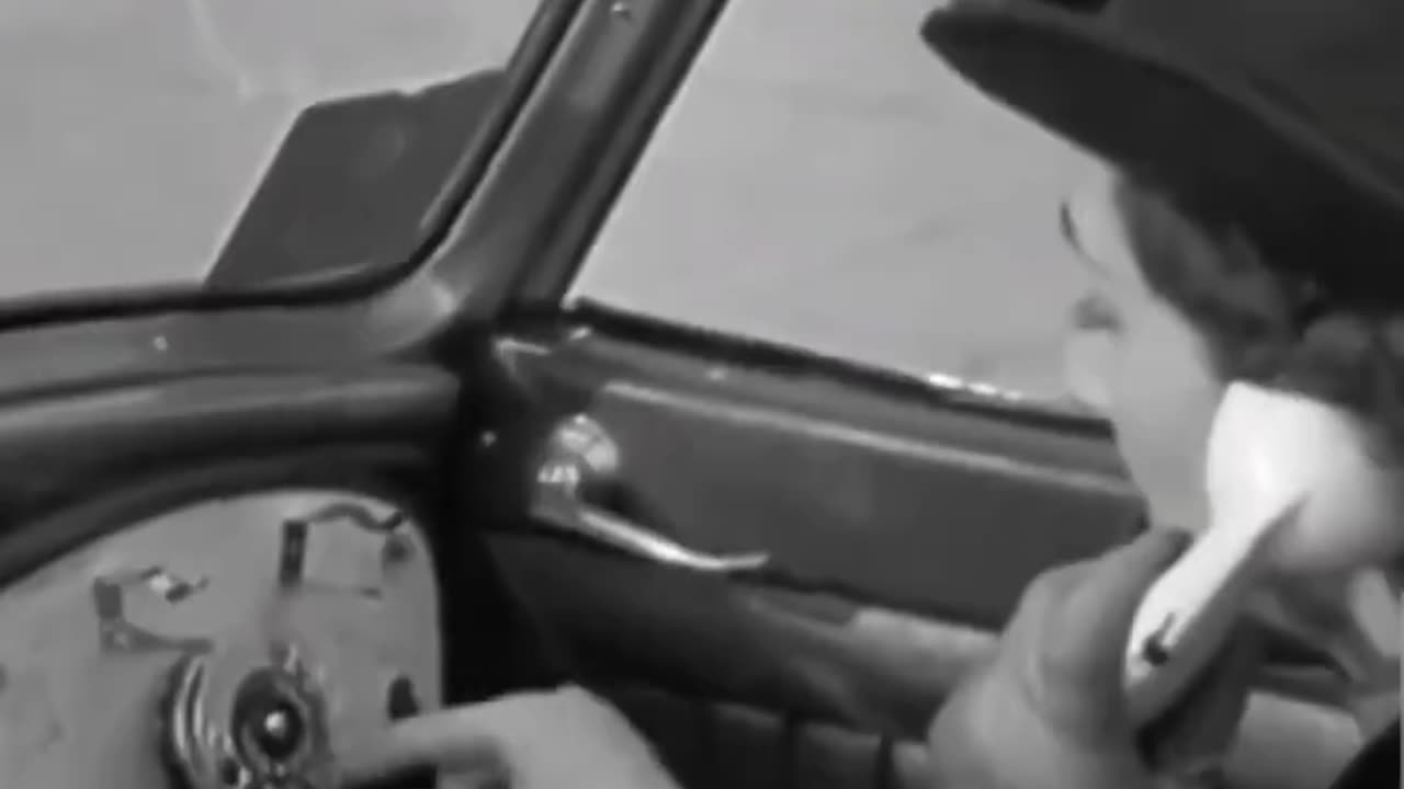 TELEFONIA MOBILE FINE ANNI QUARANTA
