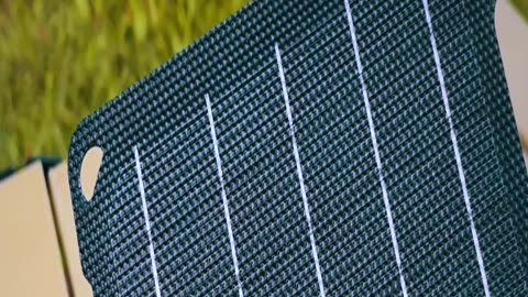 The Future of Charging: Is a Foldable Solar Panel the Best Option?
