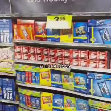 Grocery stores in the hood