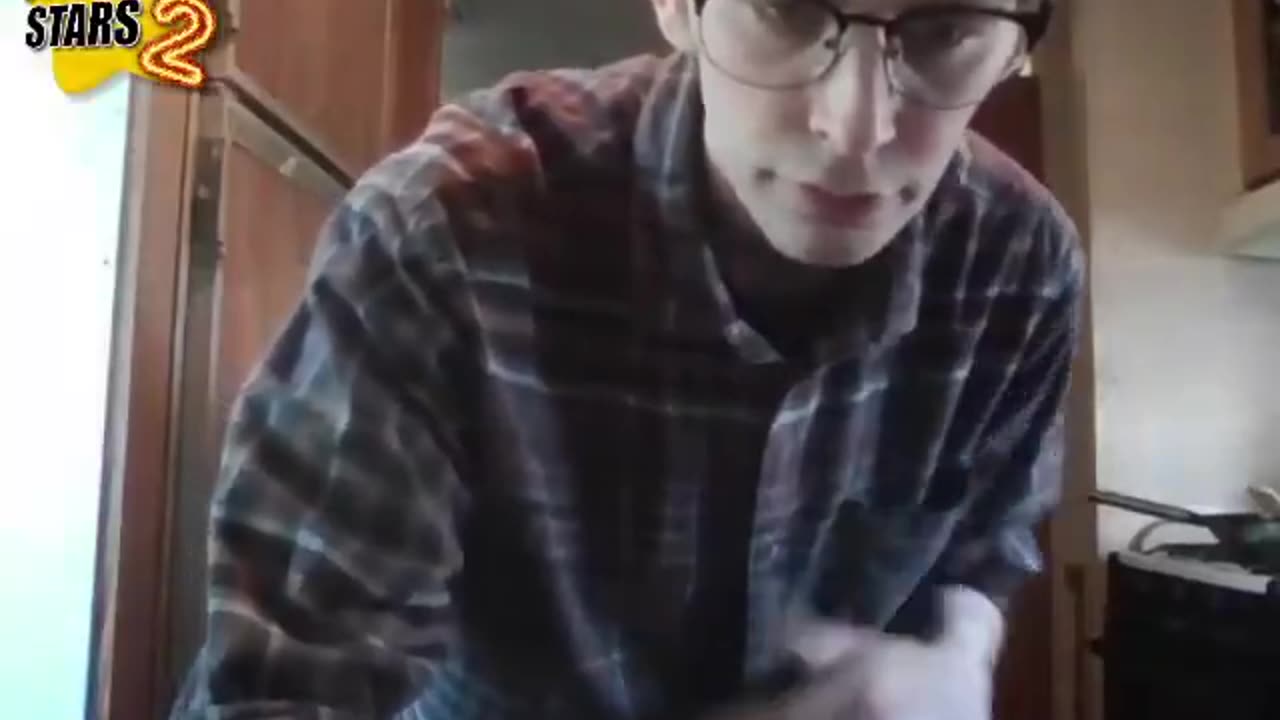 Milkmoder thinking about old tr4nnies