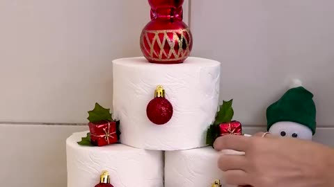 No room left undecorated this Christmas 🎄🚽