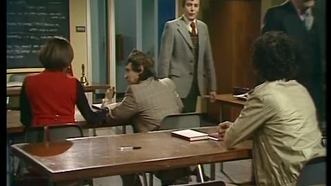 MIND YOUR LANGUAGE S01E02 - An Inspector Calls