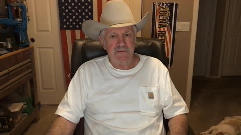 Trump Compares His,"Beach Body To Biden's", People Would Throw Up Seeing Trump's Beach Body!