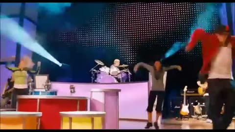 Tu Cheez Badi Hai Mast Mast Funny Dance