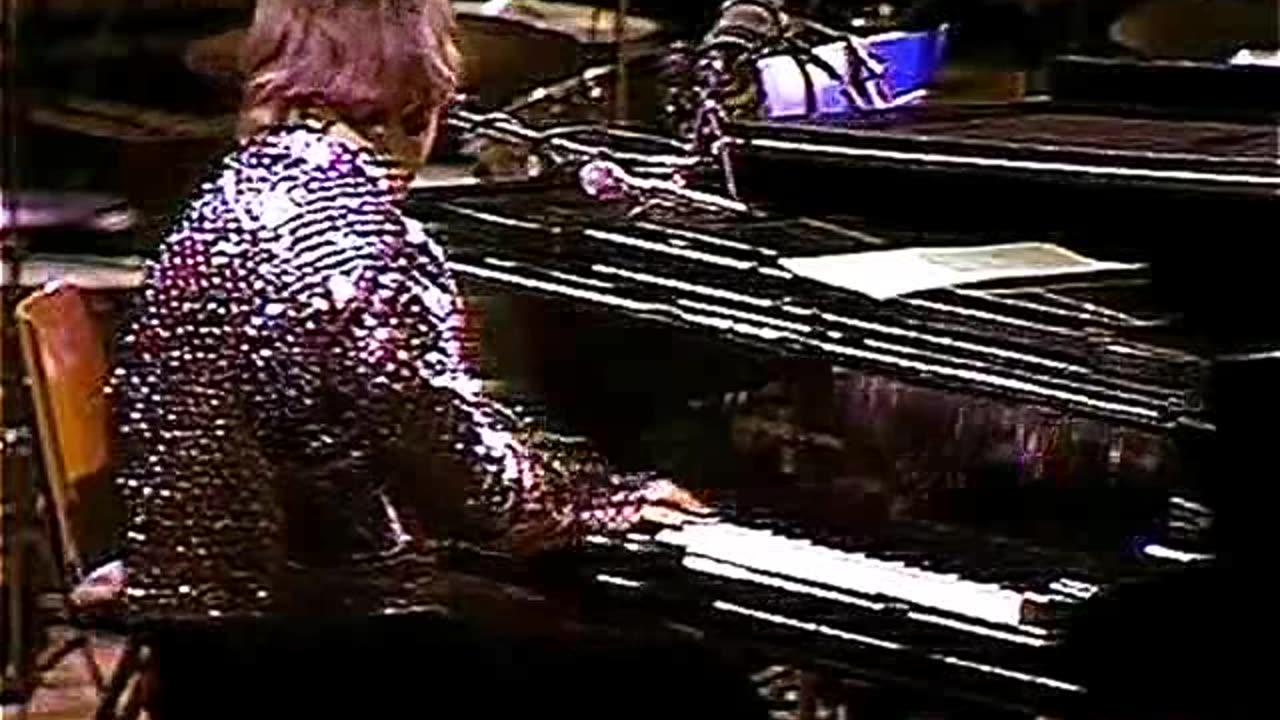 Elton John - Rocket Man [1972]