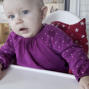 when you really want to talk but only funny sounds come out 🍼😂