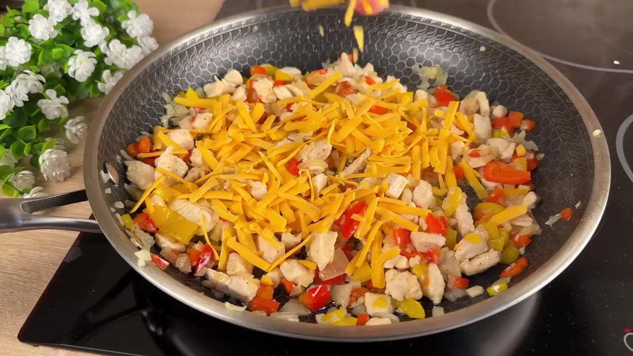 Just mix 3 eggs and potatoes! This dish will impress everyone immediately