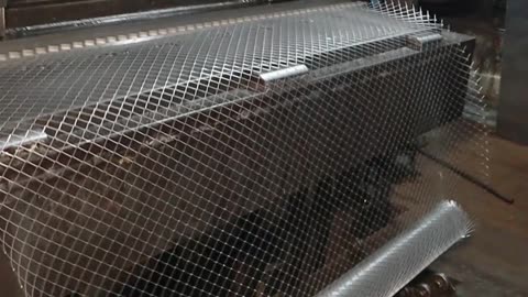 Metal Mesh 101: Understanding the Manufacturing Process