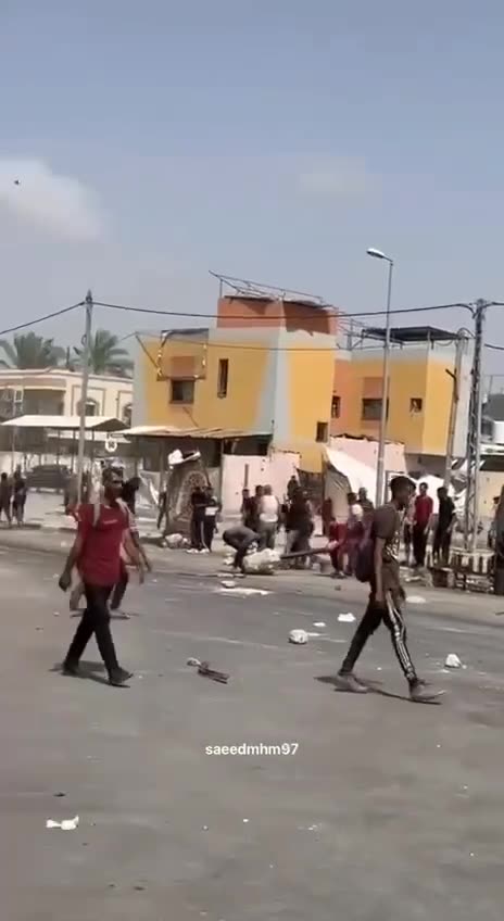 Deir al Balah, Gaza, today - Hamas took over the aid trucks!