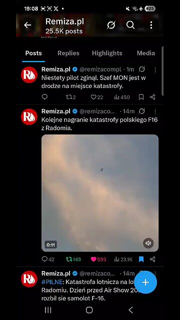 in Poland F16 crashed on the air show in Poland