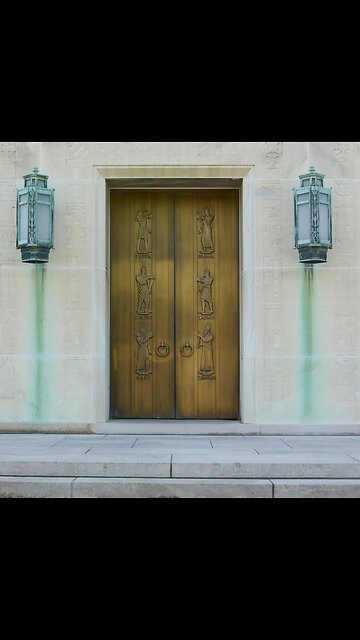 Thoth Is On The Doors At Washington DC