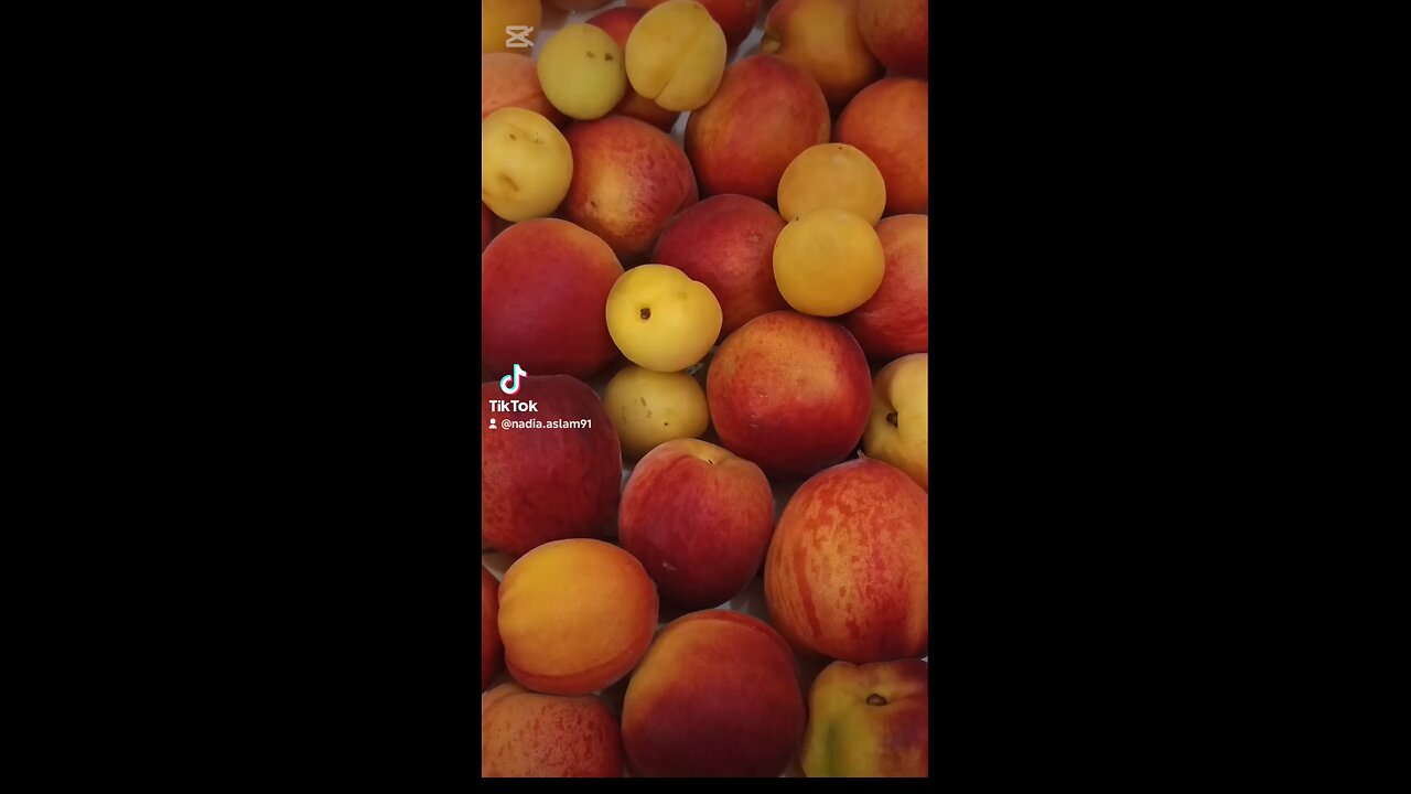 peach and apricot fruit juice