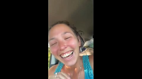 Deranged leftist stoner asks the question of how is she gonna get some attention from anyone 🤔