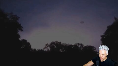 UFO Moves through Thunderstorm in Georgia