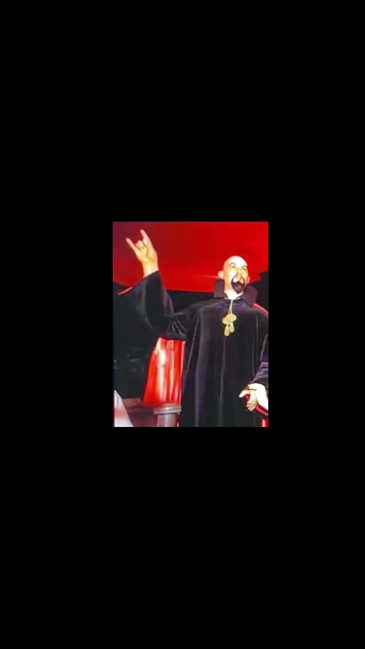 The Pope & Ancient Satanic symbolism.