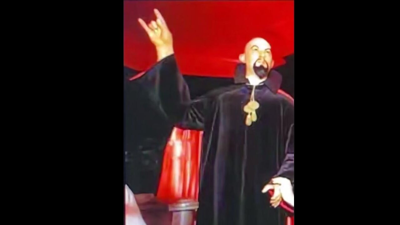 The Pope & Ancient Satanic symbolism.