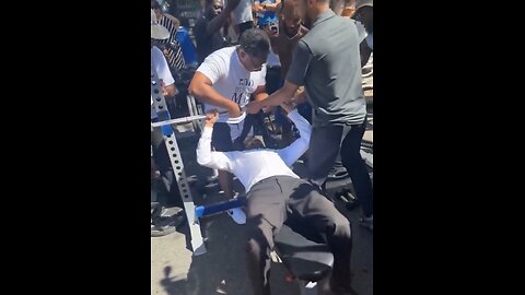 Mamdani Couldn't Bench Press 135 Lbs Without Help