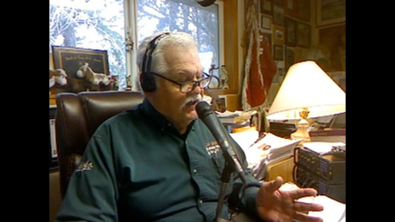 Why do Democrats Side with Illegal Aliens Instead of Protecting Their Constituents from Bad People?