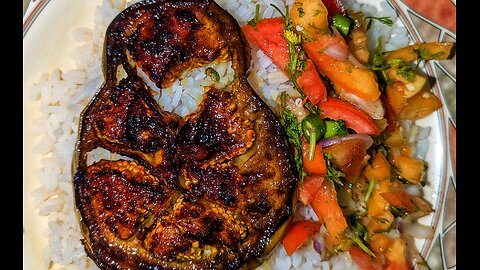 "Fried Eggplant with Giant Black Brinjal – A Taste of Tradition"