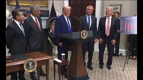 LOL. Trump Tells A Story About His Fat, Neurotic Friend