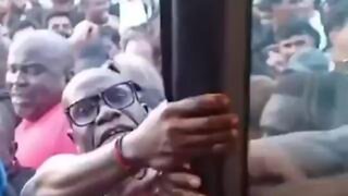 Not Sure Where This Video Is from, the Uploader Said Paris, but Definitely French