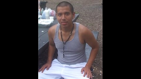Luodong Massages Mexican Man On The Picnic Bench