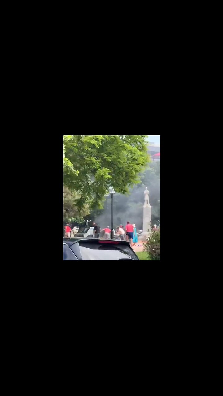 🚨BREAKING: MULTIPLE PEOPLE HURT INCLUDING CHILDREN! Attack on a pro-Israel protest in Colorado - 6/1/25