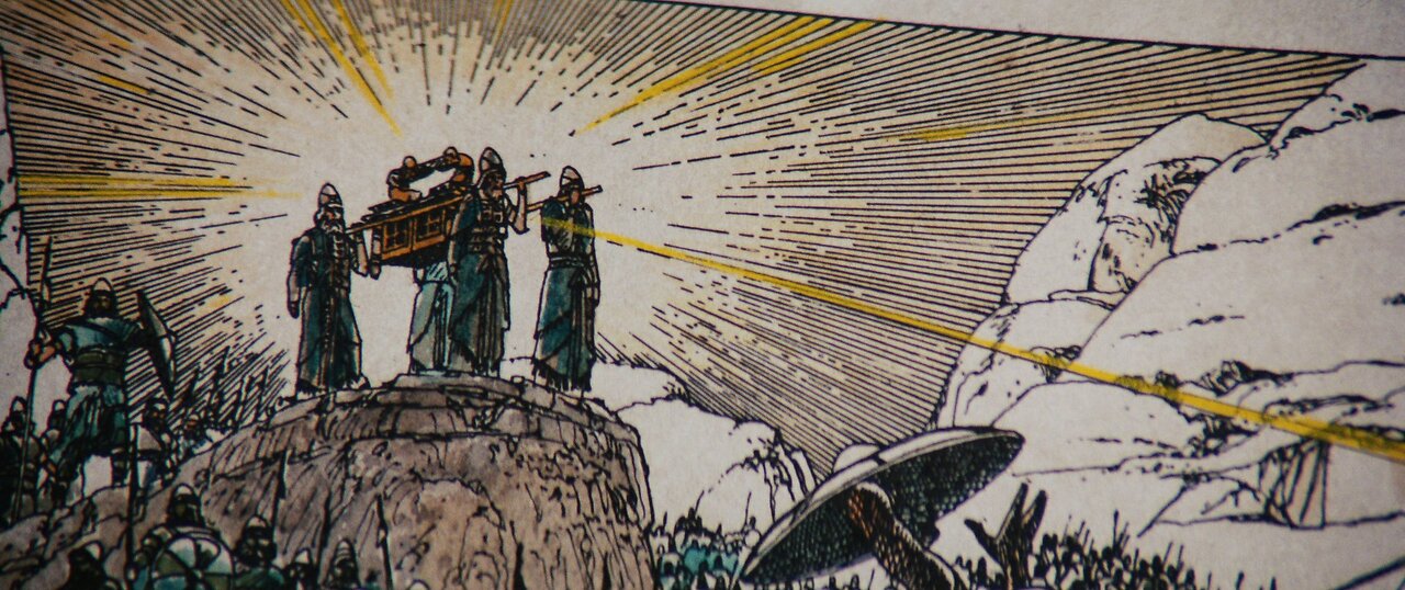 John Hutchinson experiments with his "ARK" OF THE COVENANT as a CAPACITOR