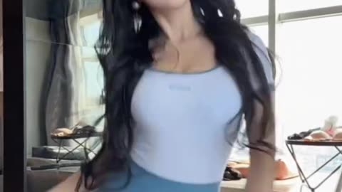 Hot Dance Girls Compilation – Crop Tops, Mini Skirts & Cheer Squad Vibes