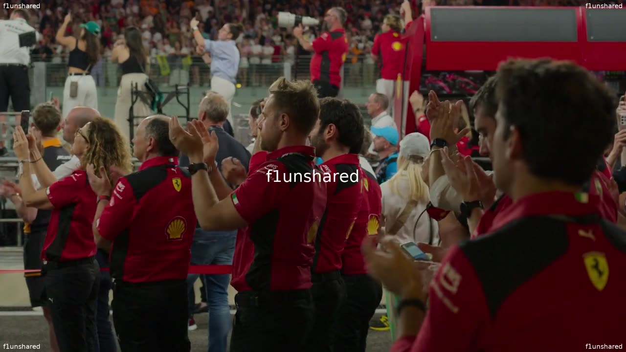 Formula 1 Drive To Survive_S06E10_Red or Black