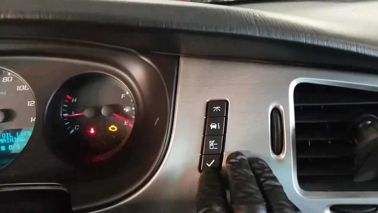 Reset oil light 2007 Chevy Monte Carlo